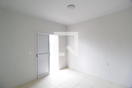 Quarto 1 de apartamento para alugar com 2 quartos, 60m² em Jardim Holanda, Uberlândia