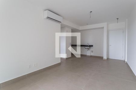 Sala/Cozinha de apartamento para alugar com 1 quarto, 61m² em Indianópolis, São Paulo