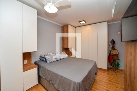 Suíte de apartamento para alugar com 2 quartos, 72m² em Vila Ipiranga, Porto Alegre