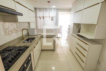 Cozinha de casa para alugar com 2 quartos, 65m² em Santa Amelia, Belo Horizonte