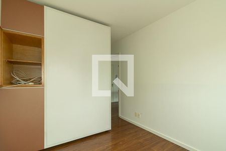 Quarto Suíte de apartamento à venda com 1 quarto, 47m² em Santa Cecília, Porto Alegre