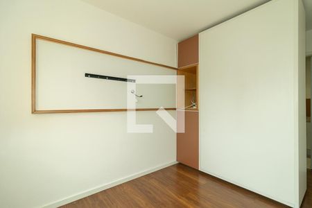 Quarto Suíte de apartamento à venda com 1 quarto, 47m² em Santa Cecília, Porto Alegre