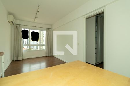 Sala de apartamento à venda com 1 quarto, 47m² em Santa Cecília, Porto Alegre