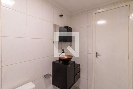 Banheiro de kitnet/studio à venda com 1 quarto, 43m² em Jardim Santa Mena, Guarulhos