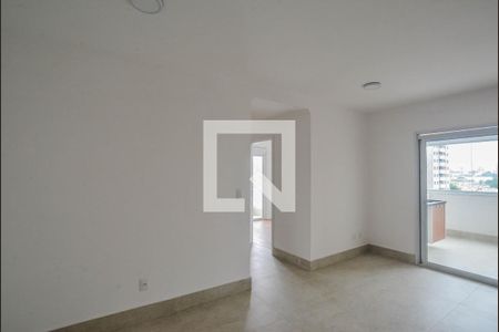 Sala de apartamento à venda com 2 quartos, 68m² em Parque das Nações, Santo André