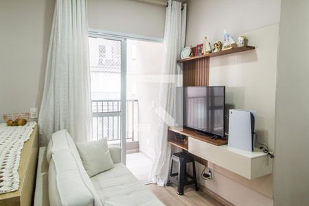 Sala de TV de apartamento à venda com 2 quartos, 52m² em Alphaville Empresarial, Barueri