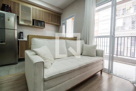 Sala de TV de apartamento à venda com 2 quartos, 52m² em Alphaville Empresarial, Barueri