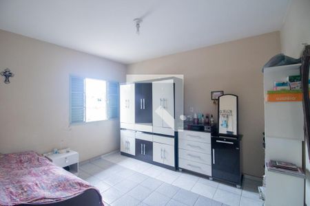 Quarto de casa para alugar com 4 quartos, 200m² em Angola, Betim