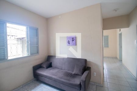 Sala de TV de casa para alugar com 4 quartos, 200m² em Angola, Betim