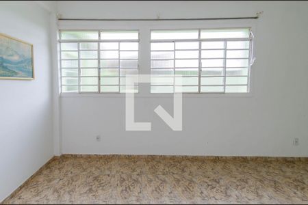 Sala 2 de casa para alugar com 4 quartos, 240m² em Palmeiras, Belo Horizonte