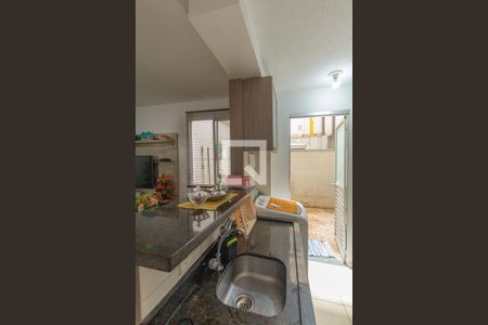 Cozinha e Área de Serviço de apartamento à venda com 2 quartos, 68m² em São José, Canoas