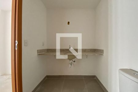 Banheiro de kitnet/studio à venda com 1 quarto, 43m² em Centro, Rio de Janeiro