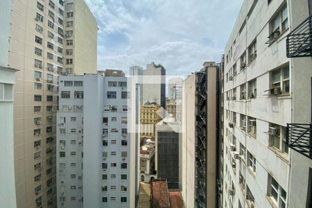 Vista de kitnet/studio à venda com 1 quarto, 58m² em Centro, Rio de Janeiro