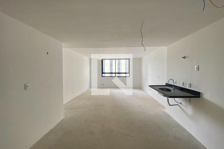 Sala/Quarto de kitnet/studio à venda com 1 quarto, 43m² em Centro, Rio de Janeiro