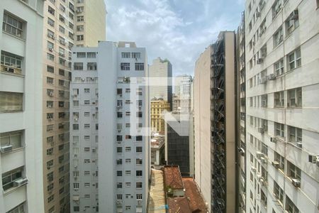 Vista de kitnet/studio à venda com 1 quarto, 69m² em Centro, Rio de Janeiro