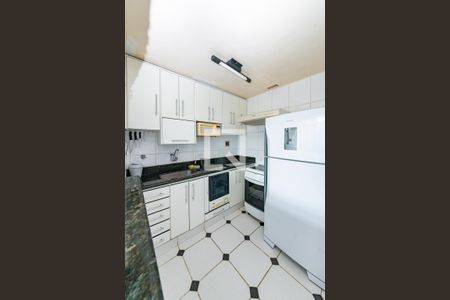 Cozinha de apartamento à venda com 2 quartos, 89m² em Lourdes, Belo Horizonte