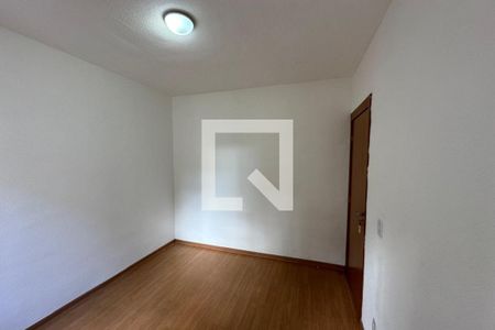 Dormitório 01 de apartamento para alugar com 2 quartos, 50m² em Jardim Heitor Rigon, Ribeirão Preto