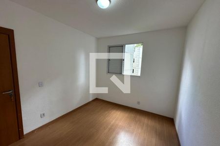 Dormitório 01 de apartamento para alugar com 2 quartos, 50m² em Jardim Heitor Rigon, Ribeirão Preto