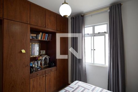 Quarto de apartamento à venda com 3 quartos, 66m² em Santa Efigênia, Belo Horizonte