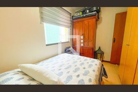 Quarto  de apartamento à venda com 3 quartos, 81m² em Palmares, Belo Horizonte