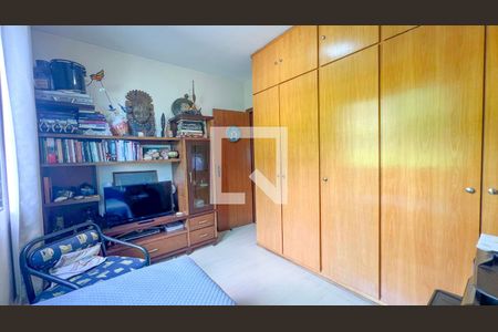 Quarto  de apartamento à venda com 3 quartos, 81m² em Palmares, Belo Horizonte