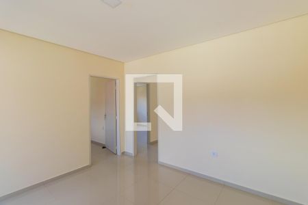 Sala de casa para alugar com 2 quartos, 70m² em Jardim Central, Cotia