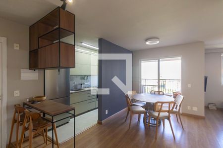 Sala de apartamento para alugar com 2 quartos, 74m² em Taquaral, Campinas