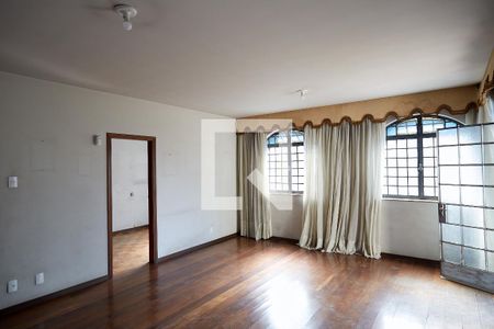 Sala de casa à venda com 3 quartos, 350m² em Funcionários, Belo Horizonte