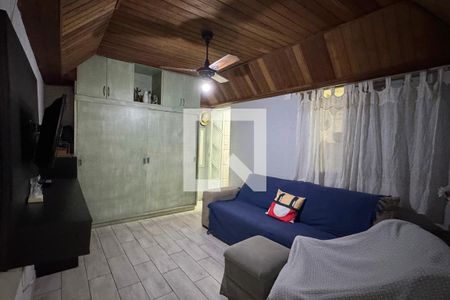 Sala de TV de casa à venda com 3 quartos, 180m² em Vila Boa Vista, Barueri