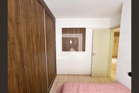 Quarto 2 de apartamento à venda com 2 quartos, 44m² em Camargos, Belo Horizonte