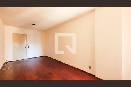 Sala / Quarto de kitnet/studio à venda com 1 quarto, 50m² em Centro, Campinas