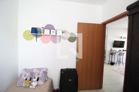 Quarto 1 de apartamento para alugar com 2 quartos, 48m² em Jardim Holanda, Uberlândia