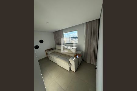 Sala de apartamento à venda com 2 quartos, 96m² em Guarujá Mansões, Belo Horizonte