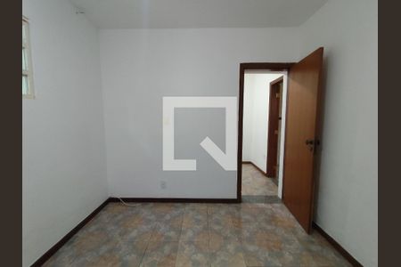 Quarto 2 de casa para alugar com 2 quartos, 60m² em Sagrada Família, Belo Horizonte