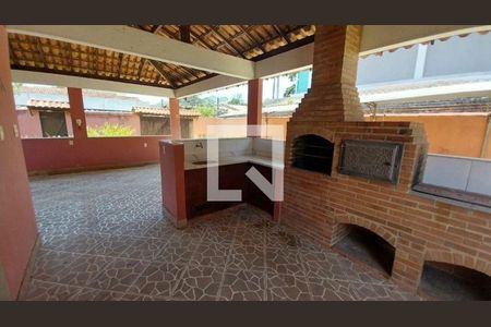 Casa à venda com 3 quartos, 212m² em Maravista, Niterói