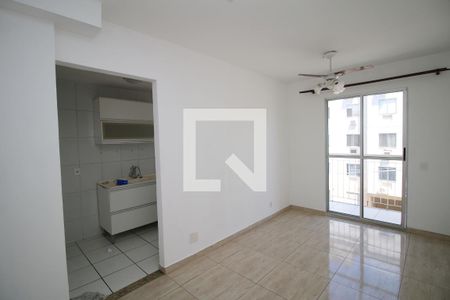 Sala de apartamento à venda com 2 quartos, 48m² em Irajá, Rio de Janeiro