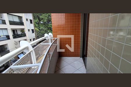 Sacada de apartamento à venda com 3 quartos, 100m² em Nova Gerti, São Caetano do Sul