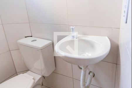 Lavabo de casa de condomínio para alugar com 2 quartos, 105m² em Parque das Nações, Santo André