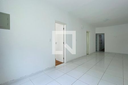 Sala de casa à venda com 3 quartos, 140m² em Jardim Santa Francisca, Guarulhos