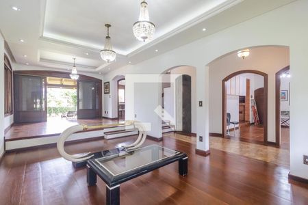 Sala de casa de condomínio para alugar com 5 quartos, 320m² em Cristal, Porto Alegre