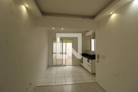 Sala de casa de condomínio para alugar com 2 quartos, 47m² em Jardim Algarve, Alvorada