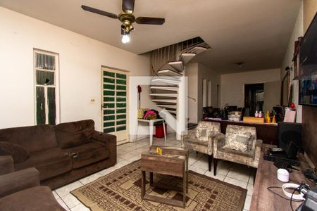 Sala de casa à venda com 3 quartos, 150m² em Jardim Monte Carmelo, Guarulhos