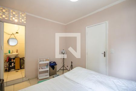 Suíte 1 (Casa 1) de casa para alugar com 6 quartos, 250m² em Vila Yara, Osasco