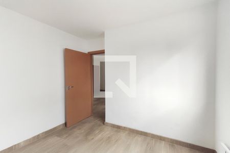 Quarto 2 de apartamento para alugar com 2 quartos, 58m² em Santos Dumont, São Leopoldo