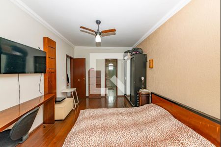 Suíte de casa para alugar com 4 quartos, 378m² em Jardim Alvorada, Belo Horizonte