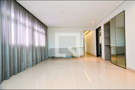 Sala de estar de apartamento para alugar com 5 quartos, 240m² em Colégio Batista, Belo Horizonte