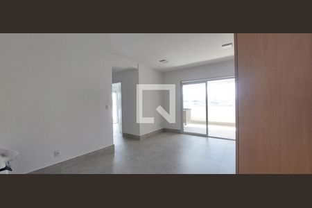 Sala de apartamento à venda com 2 quartos, 68m² em Parque das Nações, Santo André