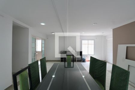 Sala de casa para alugar com 5 quartos, 300m² em Vila Ligya, Guarujá