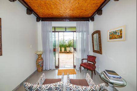 Sala 1 de casa à venda com 3 quartos, 600m² em Alto Caiçaras, Belo Horizonte