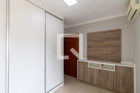 Quarto da suíte de casa para alugar com 2 quartos, 74m² em Jardim Professora Tarcília, Campinas